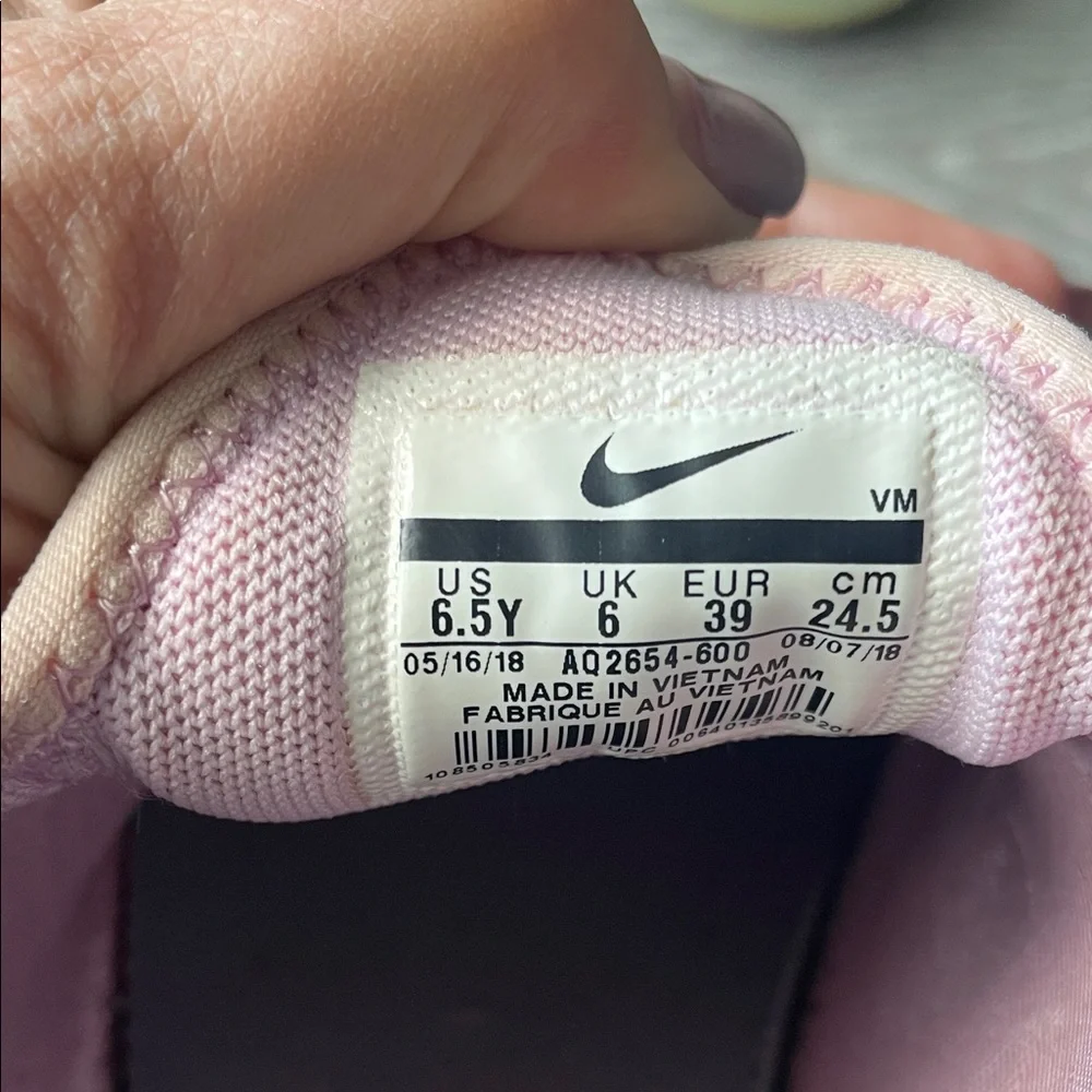 Nike Air Max 270 Women's Pink and Grey Sneakers - Picture 5 of 5